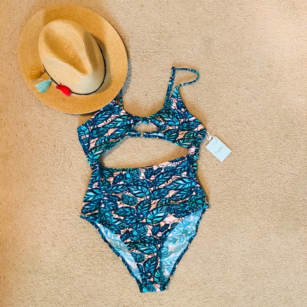 Cupshe one piece swimsuit BNWT